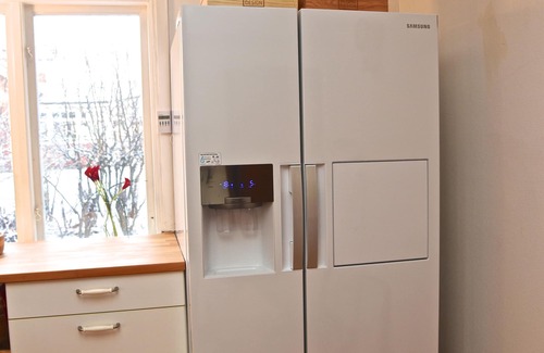 Lervik House | Family friendly house a stone's throw from the sea