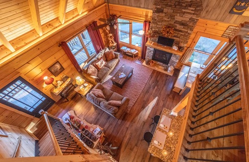 Hendersonville Cabin | Family-Friendly Log Cabin with Hot Tub, Fire Pit & Game Room – Pet Welcome!