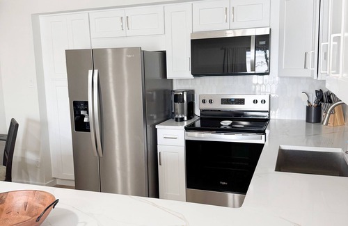 Cape May - Wildwood Condo | Family Friendly 3bdrm condo 2 Blocks from Boardwalk and Beach in North Wildwood