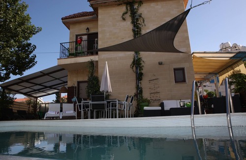 Paralimni Villa | Family friendly villa by the beach