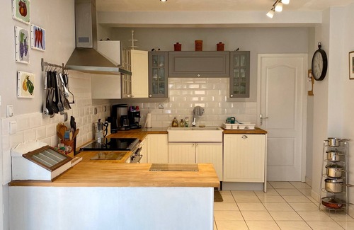 Cherveix-Cubas Villa | Family holiday home, PRIVATE POOL, excellent entertaining space and close to a busy rural village.