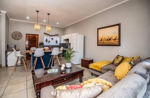 Nelspruit House | Family home close to Kruger National Park, shops, restaurants and