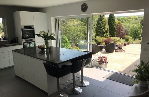 Hartfield House | Family Home in Winnie the Pooh Forest, with Stunning View & Heated Swimming Pool