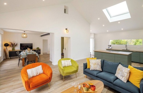 Beaussais-sur-Mer House | Family home with pool