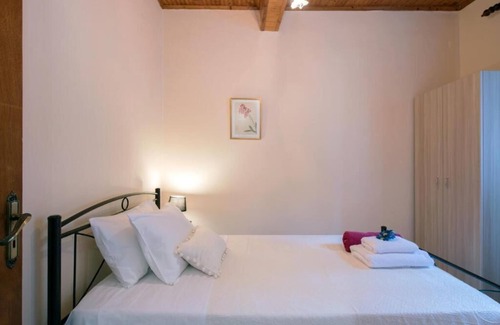 Aleimmatades House | Family house in a traditional village of Corfu
