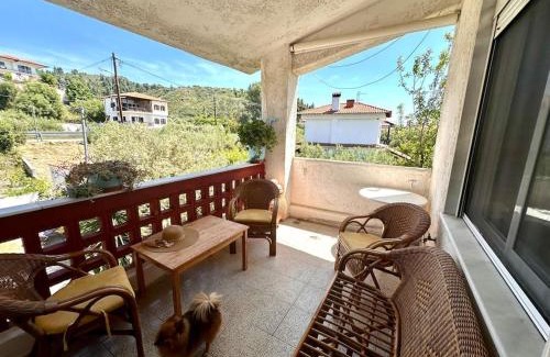 Mola Kalyva Apartment | Family House in Mola Kaliva