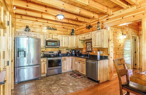 Gatlinburg - Pigeon Forge Cabin | Family Memories-Theater Room, Wet Bar, Swing, Arcade, Pool Table, Swing &FirePit