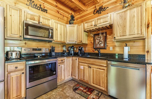 Gatlinburg - Pigeon Forge Cabin | Family Memories-Theater Room, Wet Bar, Swing, Arcade, Pool Table, Swing &FirePit