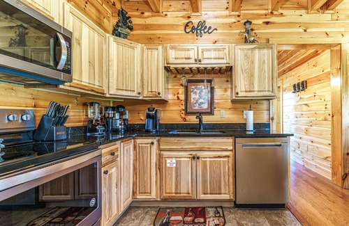 Gatlinburg - Pigeon Forge Cabin | Family Memories-Theater Room, Wet Bar, Swing, Arcade, Pool Table, Swing &FirePit