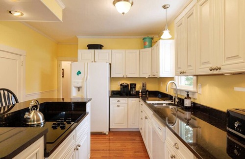 Northeast Harbor House | Family Pet Friendly 4BR in N.E. Harbor[Millbrook]