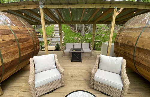 Wildwood Cabin | Family & Pet Friendly Treehouse Glam-Camp with Amazing Views!