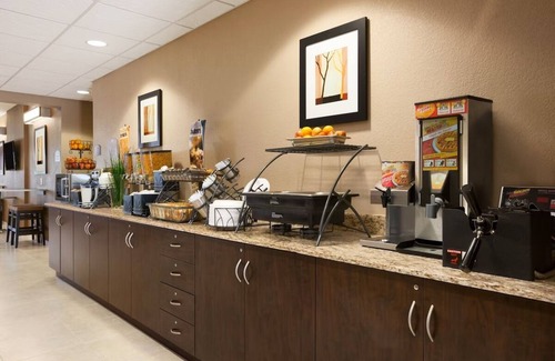 Gonzales House | Family Ready Rooms Close to Palmetto State Park | 4 Budget Wise Rooms