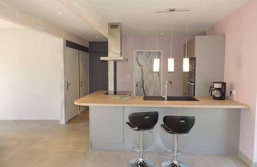 Chateauneuf-les-Bains House | Family suite in bed and breakfast, Auvergne, Puy de Dôme