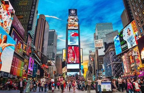 Newark Apartment | Family & Traveler Haven - NYC & NWK w/free parking