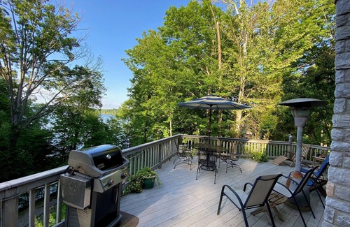 Scottsville House | Family Vaca walk path to Barren River Lake. Kayak/Canoes/dock