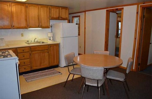 Brier Hill Cabin | Family vacation on Black Lake with a private beach!