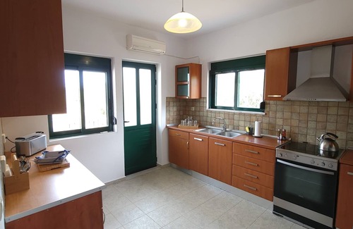Litsarda Villa | Family Villa with scenic Views , Beach, peace and tranquility