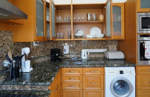 Pissouri Villa | Family Villa with Sea Views & 5×10m Kid-Friendly Pool Heated by Solar Cover