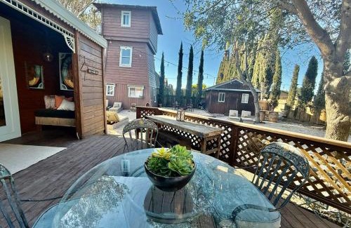 Los Alamos House | Famous St Joe's Heritage House of Los Alamos