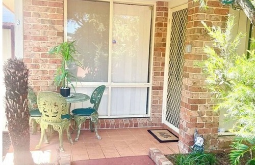 Ettalong Beach Villa | FantaSea In Ettalong Beach - 700m to Beach 3 bedrooms 6 Guests 4 Beds 2 Baths