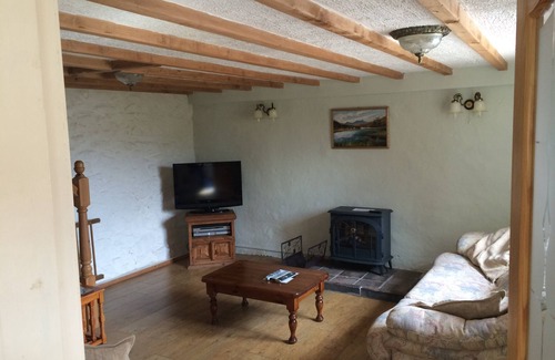 Llanarmon-yn-Ial Cottage | Fantastic Cottage in a Peaceful Rural Location