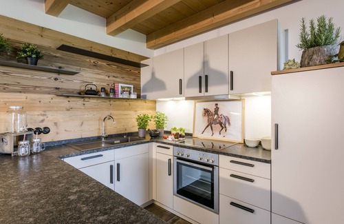 Hart Apartment | Fantastic "Hochgern" vacation apartment on the Fasanenhöhe horse farm