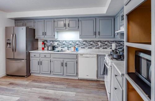 Gates-North Gates House | Fantastic Home Near DWTN/Airport