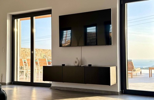 Plintri Villa | Fantastic villa with private pool 2 minutes from the airport and the beach