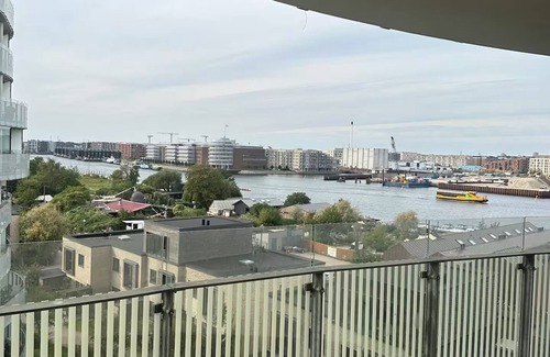 Amager Apartment | Fantastisk lejlighed med 45 m2 balkon