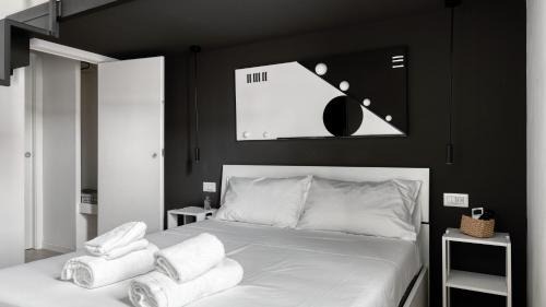 Zona Farini Apartment | Farini 74 Design Apartment - Metro M3 WiFi AC