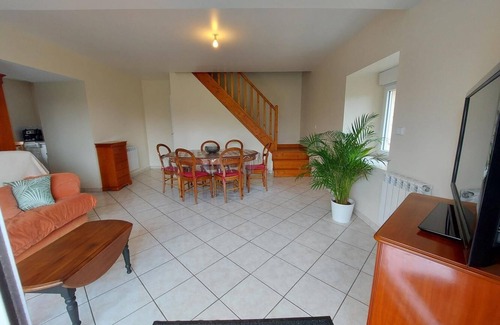 Cosse-le-Vivien Other | Farm cottage. View of the meadow Pets welcome