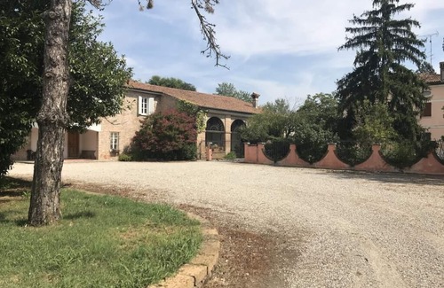 Mantua Apartment | Farmhouse 3 km from the center of Mantua