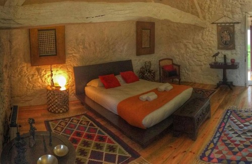 Paredes de Coura Other | Farmhouse 'Casa Do Cruzeiro' with Mountain View, Private Pool and Wi-Fi