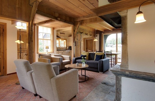 Municipality of Enschede Other | Farmhouse in Enschede near Forest