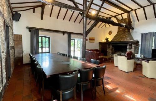 Sint Joost House | Farmhouse in Sint Joost with Pool & BBQ, cleaning included