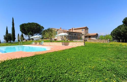 Semproniano Apartment | Farmhouse Montecchio Attic
