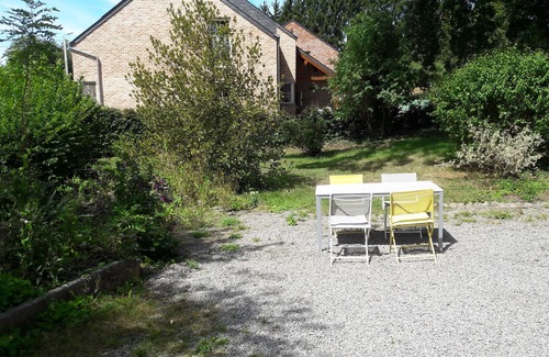 Ciergnon House | Farmhouse sauna/Jacuzzi.