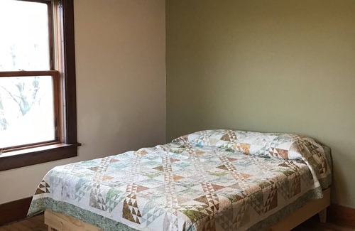 Viroqua Other | Farmhouse stay the Driftless way 3 mi from VRQ: walking trails, yoga room, views