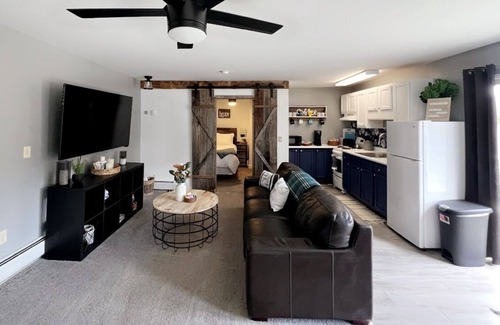 Orson Apartment | Farmhouse Style Apartment Located On a Serene 50+ Acres Featuring Creeks & Ponds