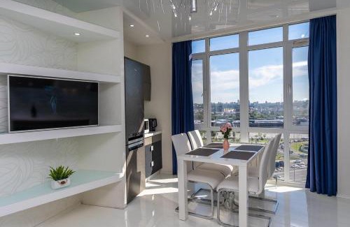 Obolon' Apartment | Fashionable panoramic apartments Dnieper. Obolon