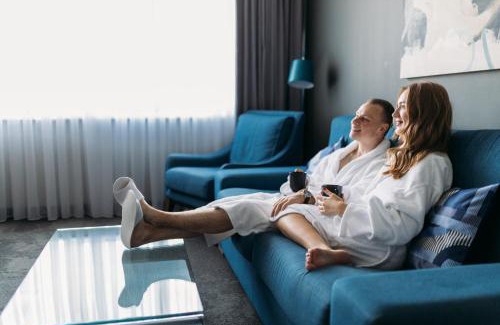 Holosiivskyj Hotel | Favor Park Hotel