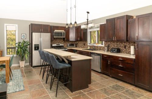 Tibbett's Turn Villa | Featherstone Estate, Cayman Brac
