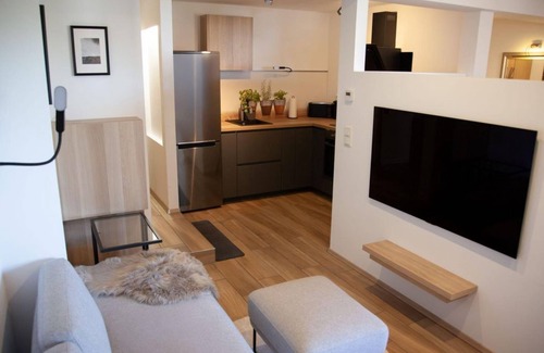 Gusterath Bed & Breakfast | "Feel-good" apartment 9 - Living space Gusterath guests & boarding house