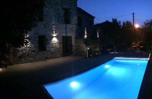 Loutropoli Thermis House | FEEL LIKE HOME IN LESVOS