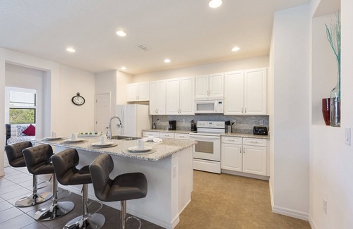Davenport House | Feel the Joy: 2025 Florida Vacation Rentals That Spark Excitement!