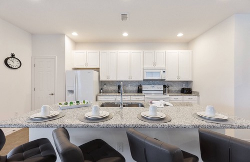Davenport House | Feel the Joy: 2025 Florida Vacation Rentals That Spark Excitement!