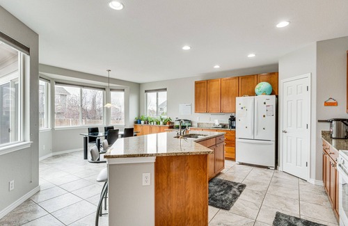 Vista Ridge House | Fenced Yard & Trail Access: Dog-Friendly Erie Home