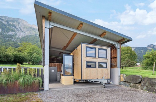Sennwald House | FENUS Tinyhouse mit Bergsicht