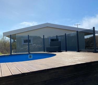 Dyrvik House | Feriehus med Sjøutsikt