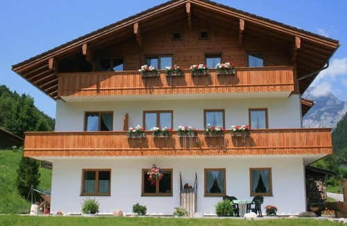 Ramsau Apartment | Ferienwohnung Watzmann, 2-4 Personen, 55 qm, Balkon, 2 Schlafzimmer